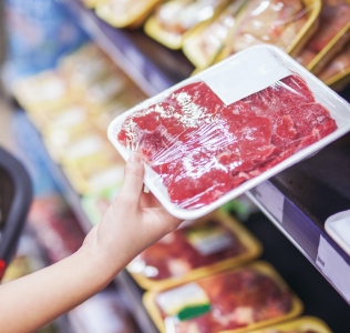Una gran mayoría de los jóvenes en los Estados Unidos apoya un impuesto a la carne, según nuevo estudio